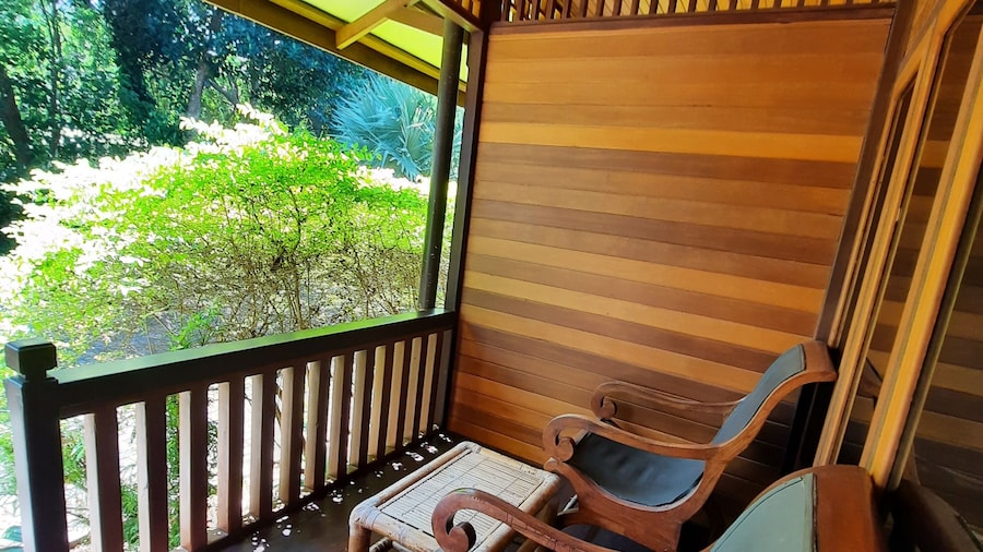 Hotel Besar Bulan Baru - Senggigi