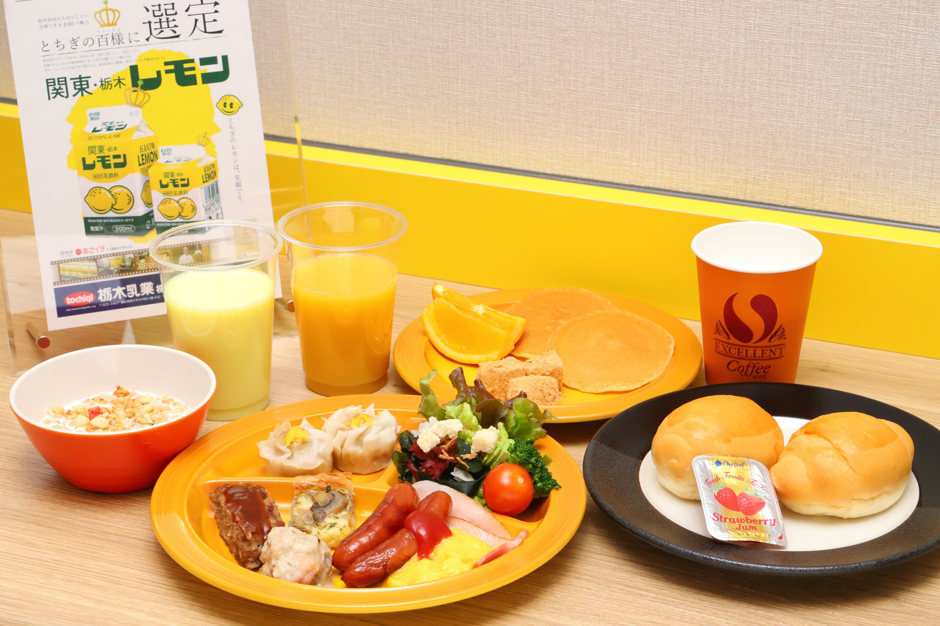 daily buffet breakfast (jpy 1400 per person)