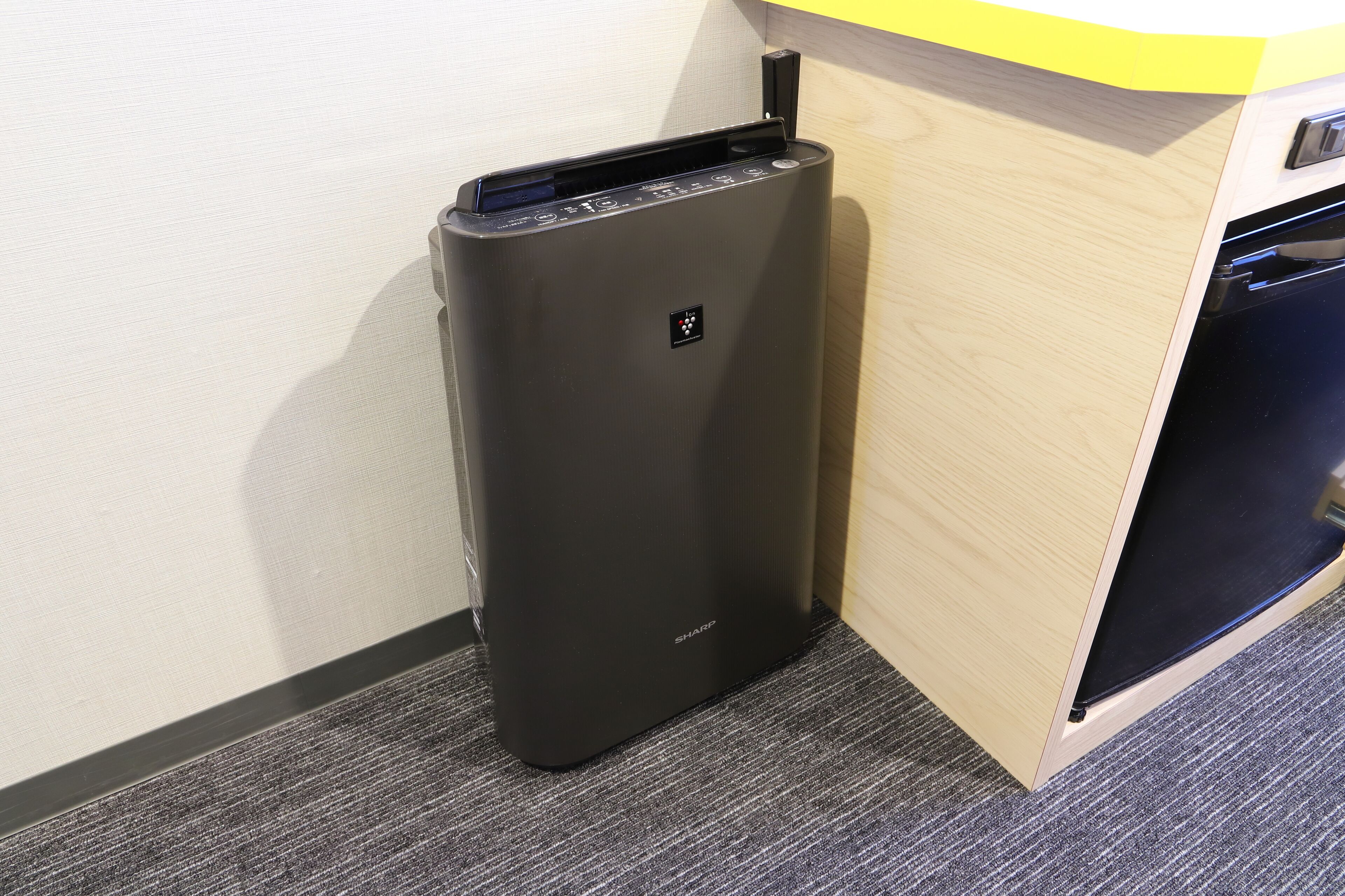 twin room, non smoking | room amenity