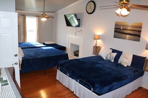 2 bedrooms, in-room safe, iron/ironing board, free WiFi - Smallwood St Park, Groups, Fire Pit, Blackstone, large parking area (Marbury)