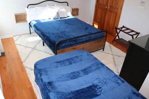2 Schlafzimmer, Zimmersafe, Bügeleisen/Bügelbrett, kostenloses WLAN