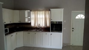 Interior - LovelySpace (Gros Islet)