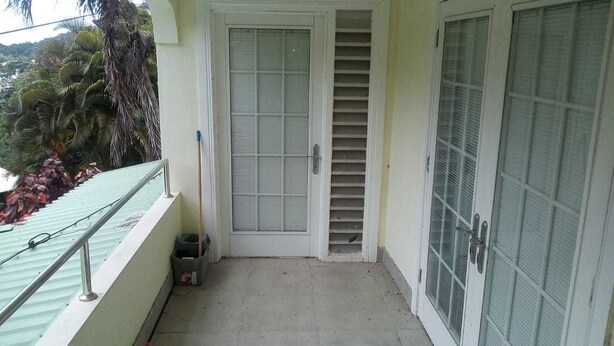 Property entrance - LovelySpace (Gros Islet)