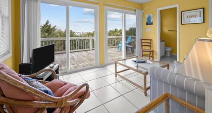 Sunset Views & Easy Beach Access in Emerald Isle