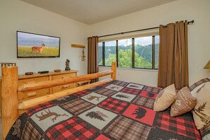 2 bedrooms, WiFi (free), bed sheets