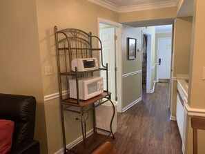 Interior - OGP504 downtown near Ripley's Aquarium & Anakeesta (Gatlinburg)