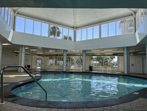 Indoor pool, outdoor pool - King Size Comfort--King Size View! (Gulf Shores)