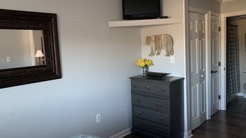 2 habitaciones, tabla de planchar con plancha y wifi gratis