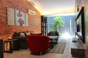 Living room - Owl Homestay (Kuala Lumpur)