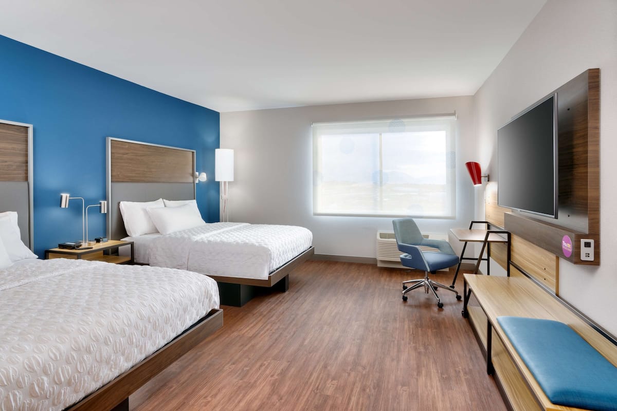 Individually furnished, desk, laptop workspace, blackout drapes