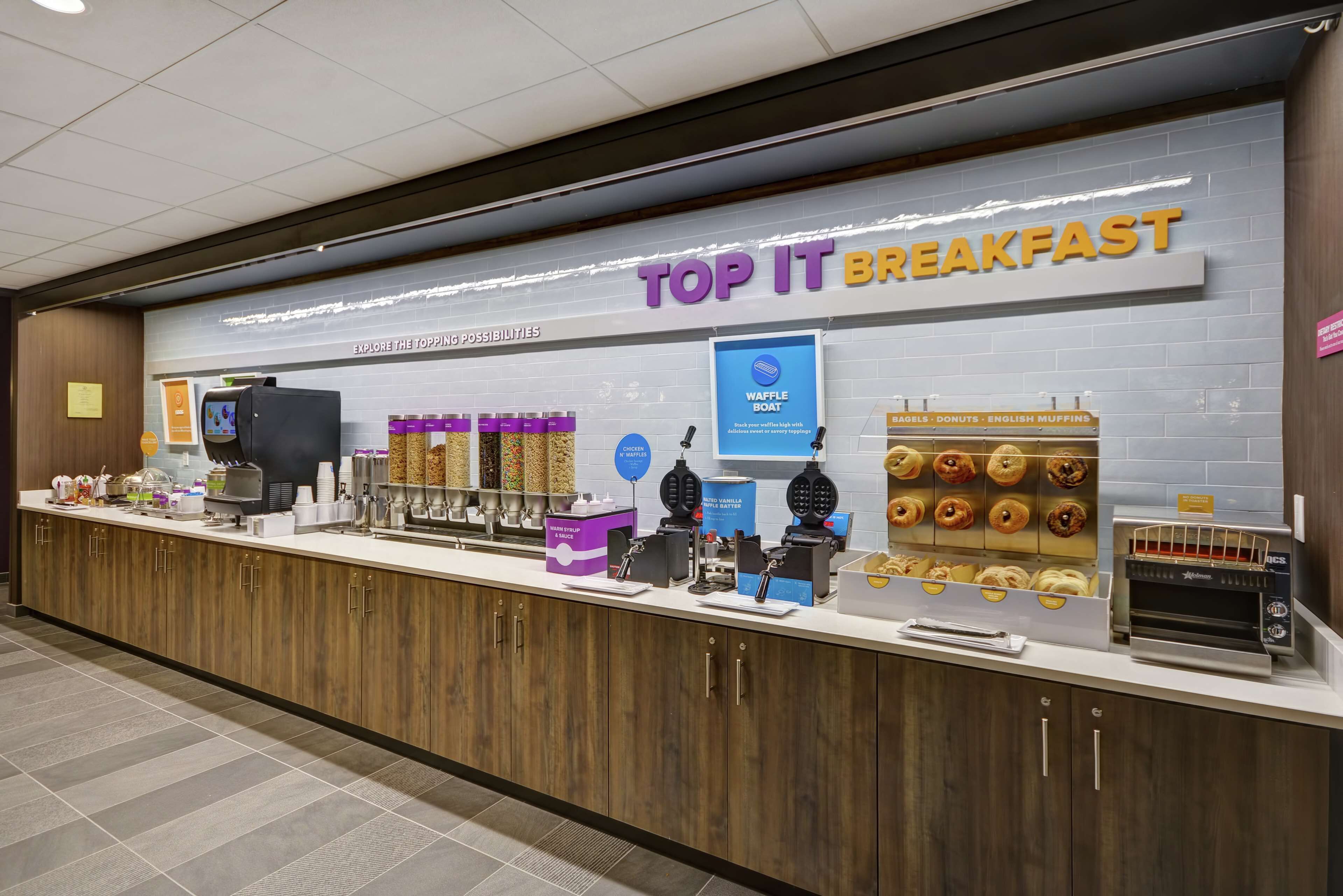 free daily continental breakfast