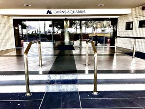 Entrada al alojamiento