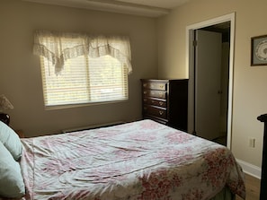 2 habitaciones, tabla de planchar con plancha y wifi gratis