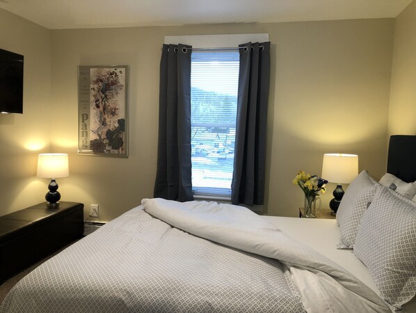 2 bedrooms, desk, iron/ironing board, free WiFi