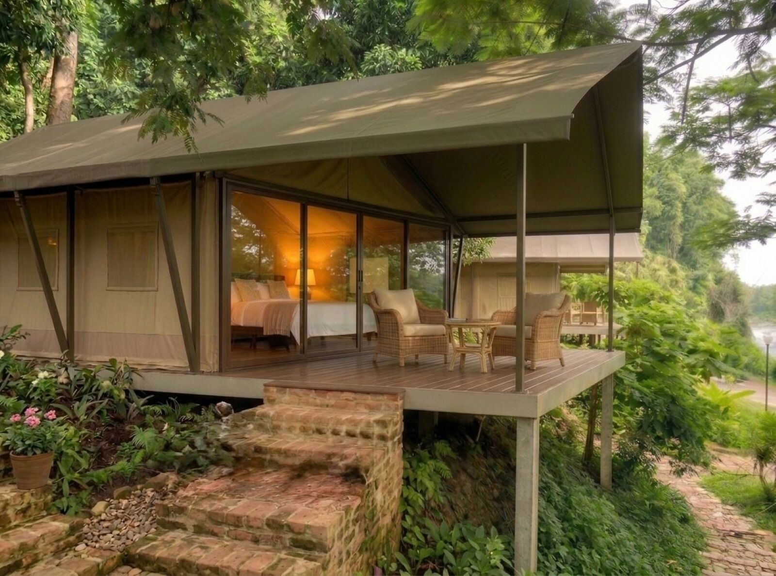 The Namkhan Glamping | Vue de la chambre