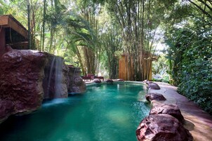 Couples treatment rooms, sauna, steam room, Turkish bath