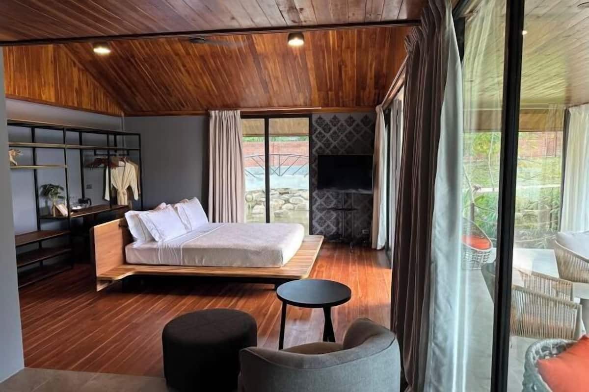 Sábanas de algodón egipcio, ropa de cama de alta calidad y minibar