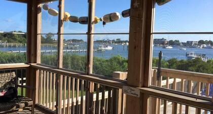 Blue Harbor: Large home on Silver Lake Harbor. Pool and Docking