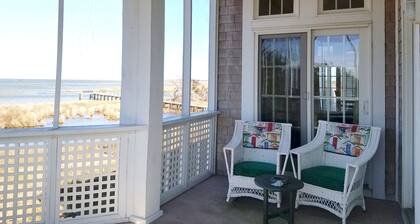 Aún Point: Casa 4 BR / 4 BA en Ocracoke, para 8 personas