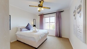 Appartamento Classic, 2 camere da letto | 2 camere, tende oscuranti, ferro/asse da stiro, Wi-Fi gratuito