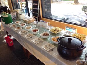 Free daily local cuisine breakfast 