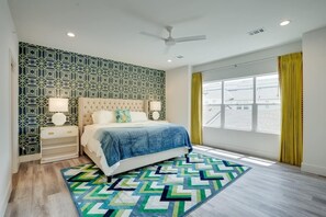 3 habitaciones y tabla de planchar con plancha 