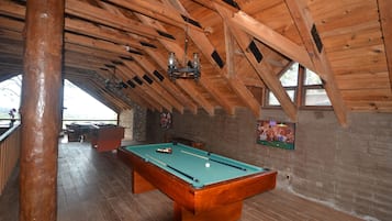 Spielezimmer