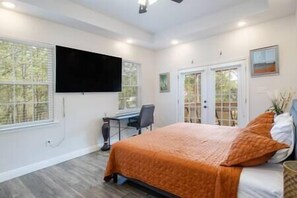 3 chambres, fer et planche à repasser, lit parapluie, Wi-Fi