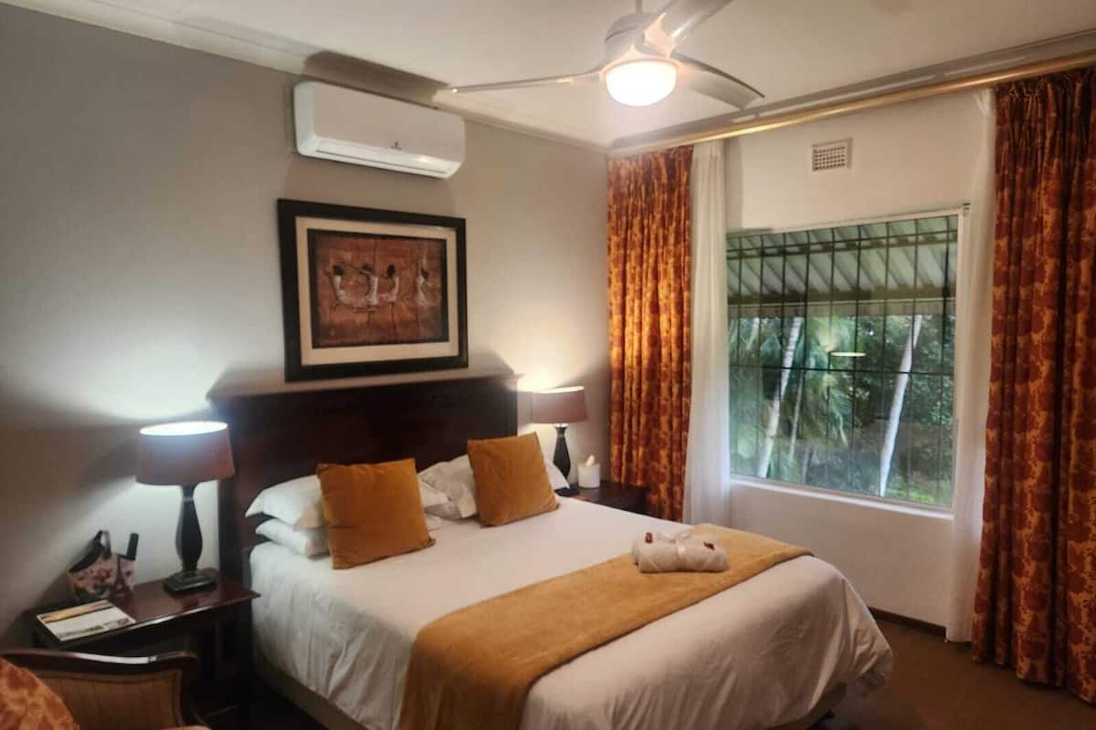 Deluxe Double Room | Premium bedding, in-room safe, individually decorated