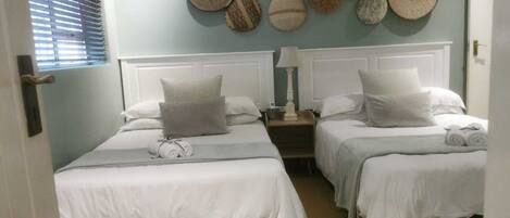 Căn hộ cơ bản | 3 phòng ngủ, bộ đồ giường cao cấp, két bảo mật tại phòng