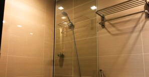 Bathroom - Gotophi at One Uptown Residence (Taguig)