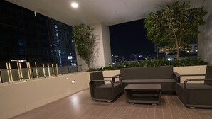 Unclassified image, 2 of 36, button - Gotophi at One Uptown Residence (Taguig)