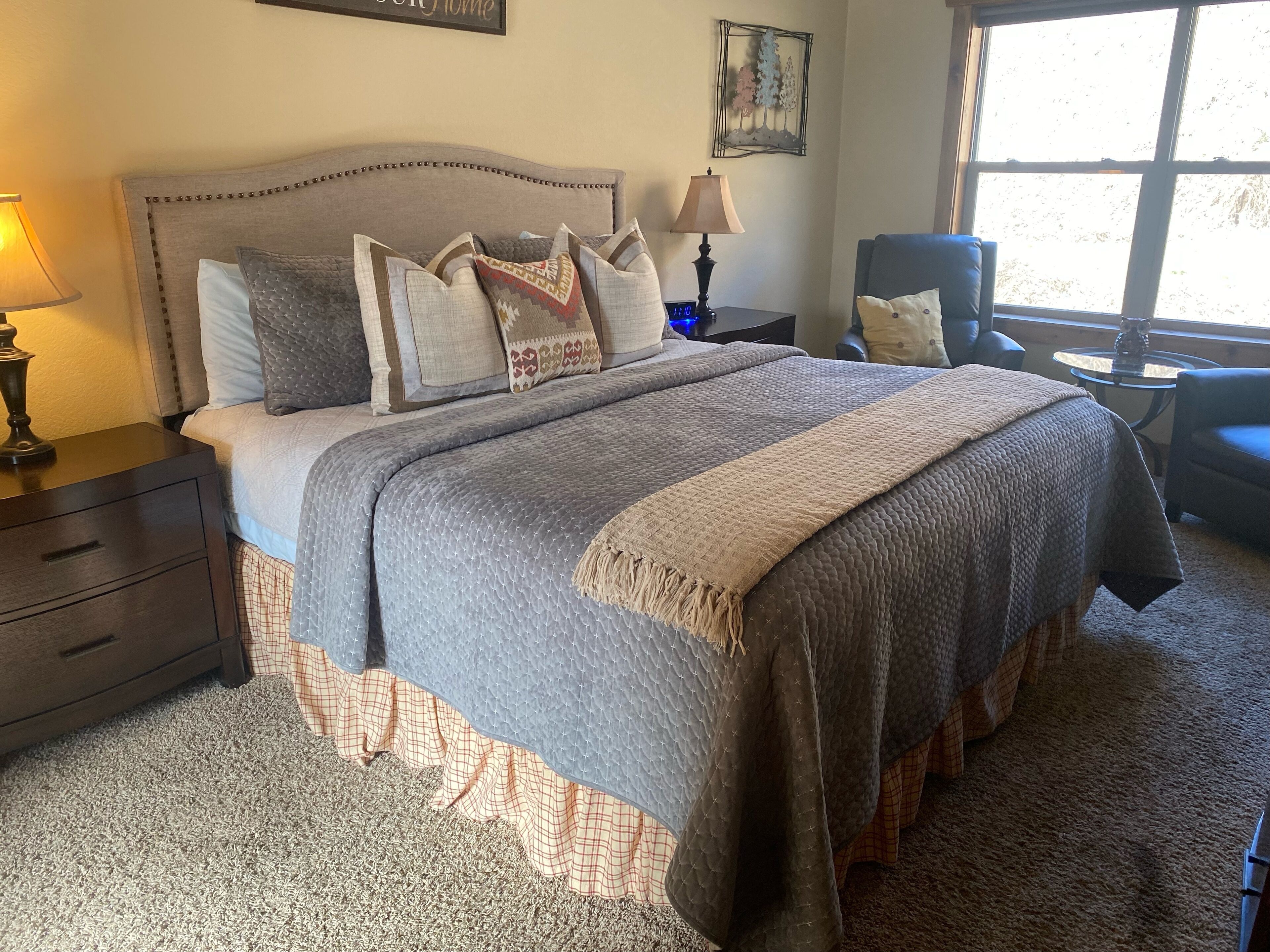 2 bedrooms, iron/ironing board, free WiFi, bed sheets