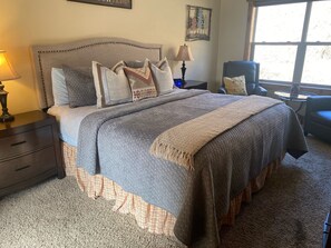 2 soverom, strykejern/-brett, wi-fi (inkludert) og sengetøy