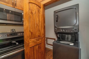 Coffee/tea maker, fridge, microwave, oven - Creekside Bliss | 2BR Cabin • Walk to Downtown • Patio + Fireplace + WIFI (Gatlinburg)