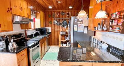 Rojo: 4 BR / 2 BA casa en Ocracoke, para 8 personas