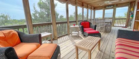 Téléviseur, lecteur de DVD