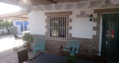 DAS HAUS IN DEN FELDERN "LOS JUANILLOS"