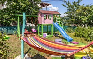 Children's area - 1 bedroom stunning apartment in Lovran (Lovran)