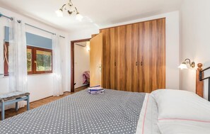 1 Schlafzimmer, Zimmersafe, Reisekinderbett, kostenloses WLAN