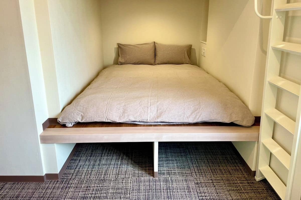 Family Triple Room, City View