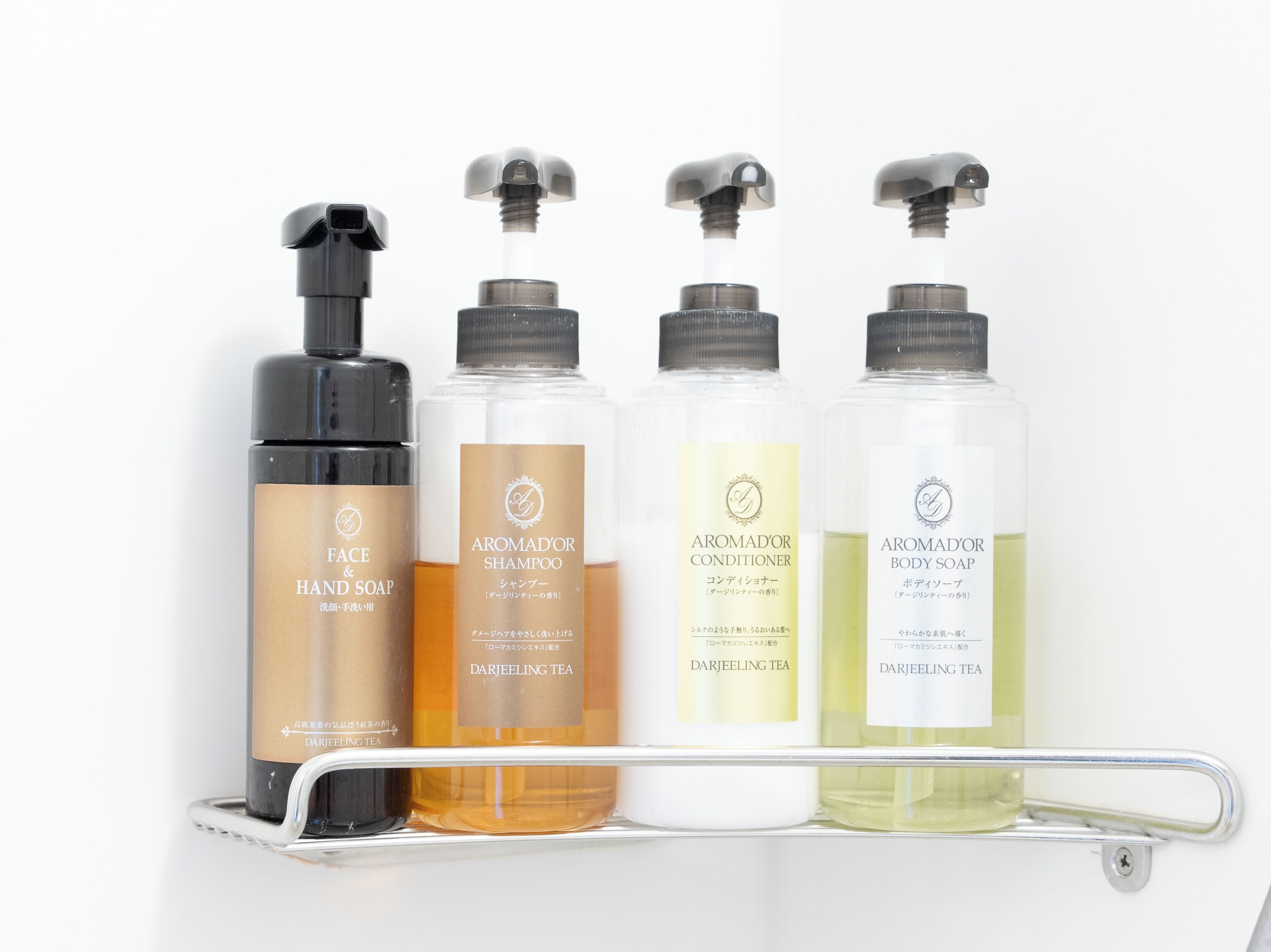 combined shower/bathtub, free toiletries, hair dryer, bathrobes