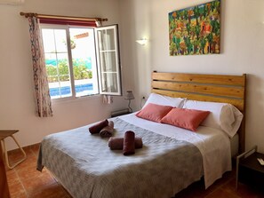 3 bedrooms, iron/ironing board, travel cot, free WiFi