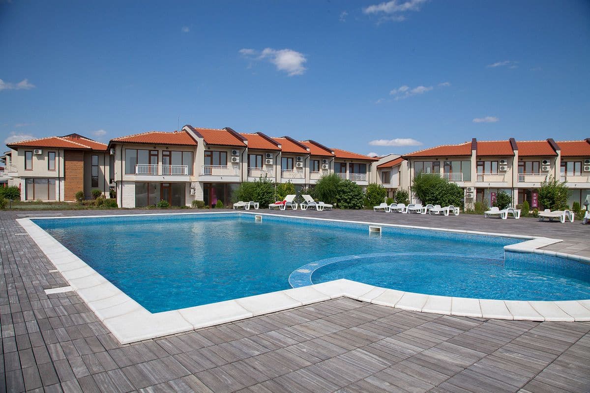 Villa, 2 Bedrooms | 2 bedrooms, blackout curtains, iron/ironing board, free WiFi