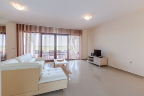 Living area - Lighthouse Golf Resort Private Properties (Balchik)