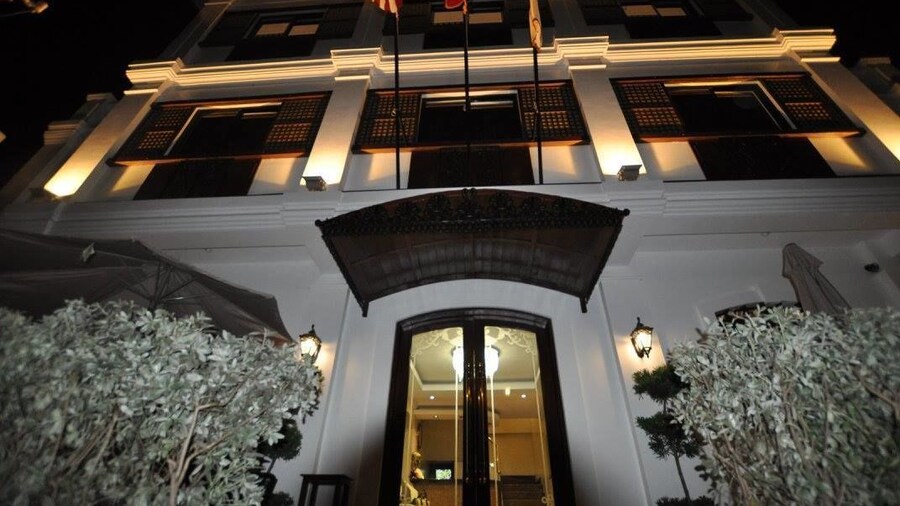 West Loch Park Hotel Vigan