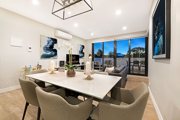 Two Bedroom Premier | Living area | 42-inch flat-screen TV with digital channels, LCD TV