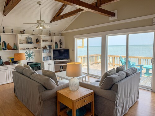Badger Bungalow:  Sunsets over Pamlico Sound, private boat dock.