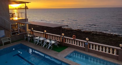 Ocean Breeze Resort