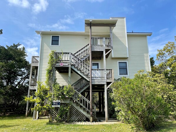Exterior - Wild Peony:  Incredible views from the ever popular rooftop deck! (Ocracoke)